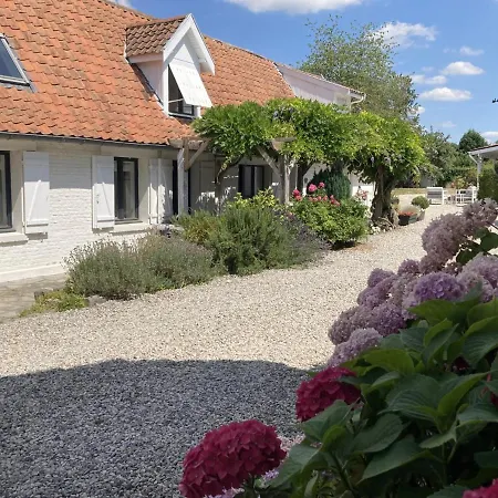 Le De La Longere فندق مبيت وإفطار *